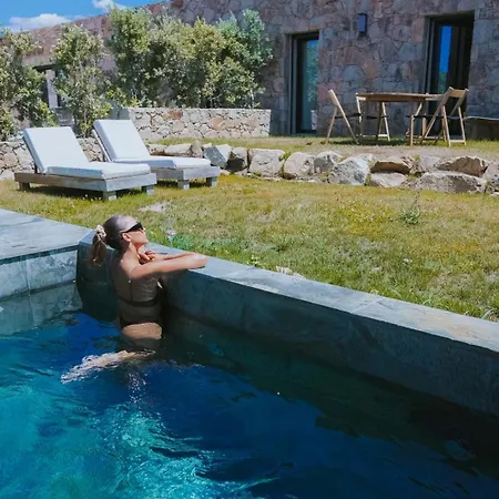Avec Piscine Privée Nouveau Porticcio (Corsica)